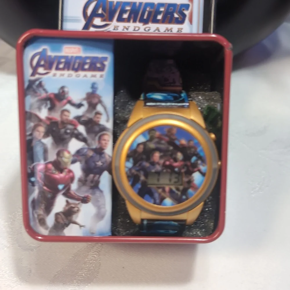 Marvel Avengers End Game - Flashing LED Digital Watch